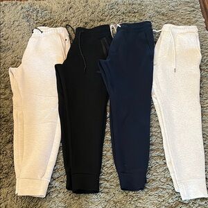 America Eagle size small Kids Jogger Pants Set - Black, Navy, Cream